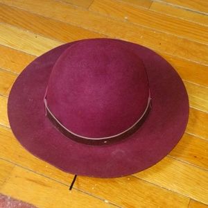 BVBG 100%WOOL BURGUNDY HAT
